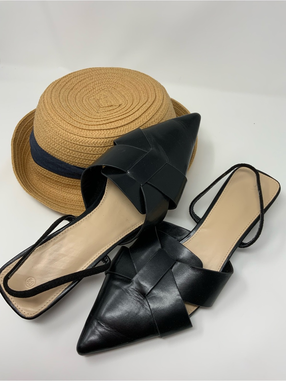 Boutique Back Pointed Leather Slingback Flats w/ Rounded Heel Shoes - Picture 2 of 7